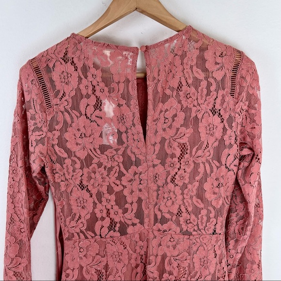 Francescas Miami Long Sleeve Lace Dress - Picture 5 of 7